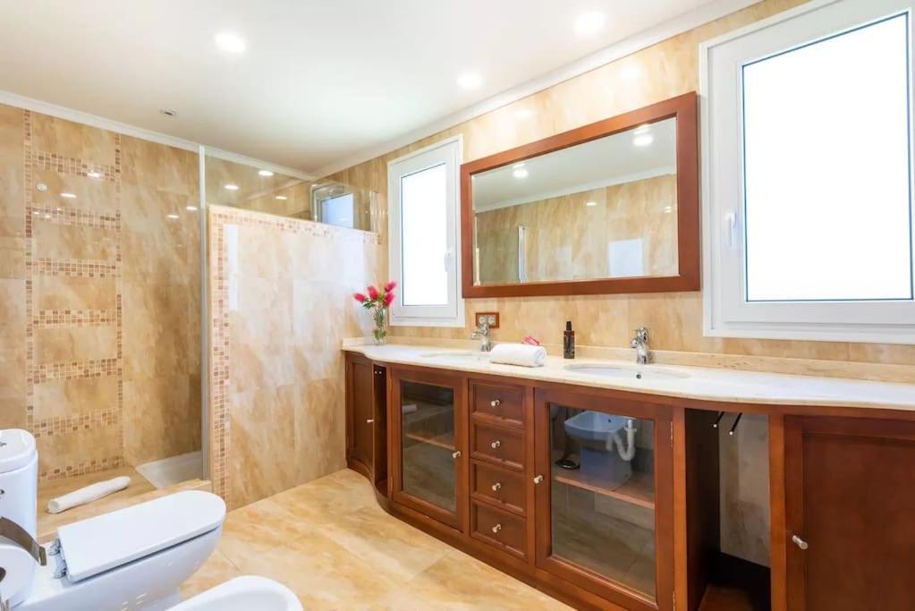 Ohana Luxury Villa With Heated Pool Malaga Exterior photo